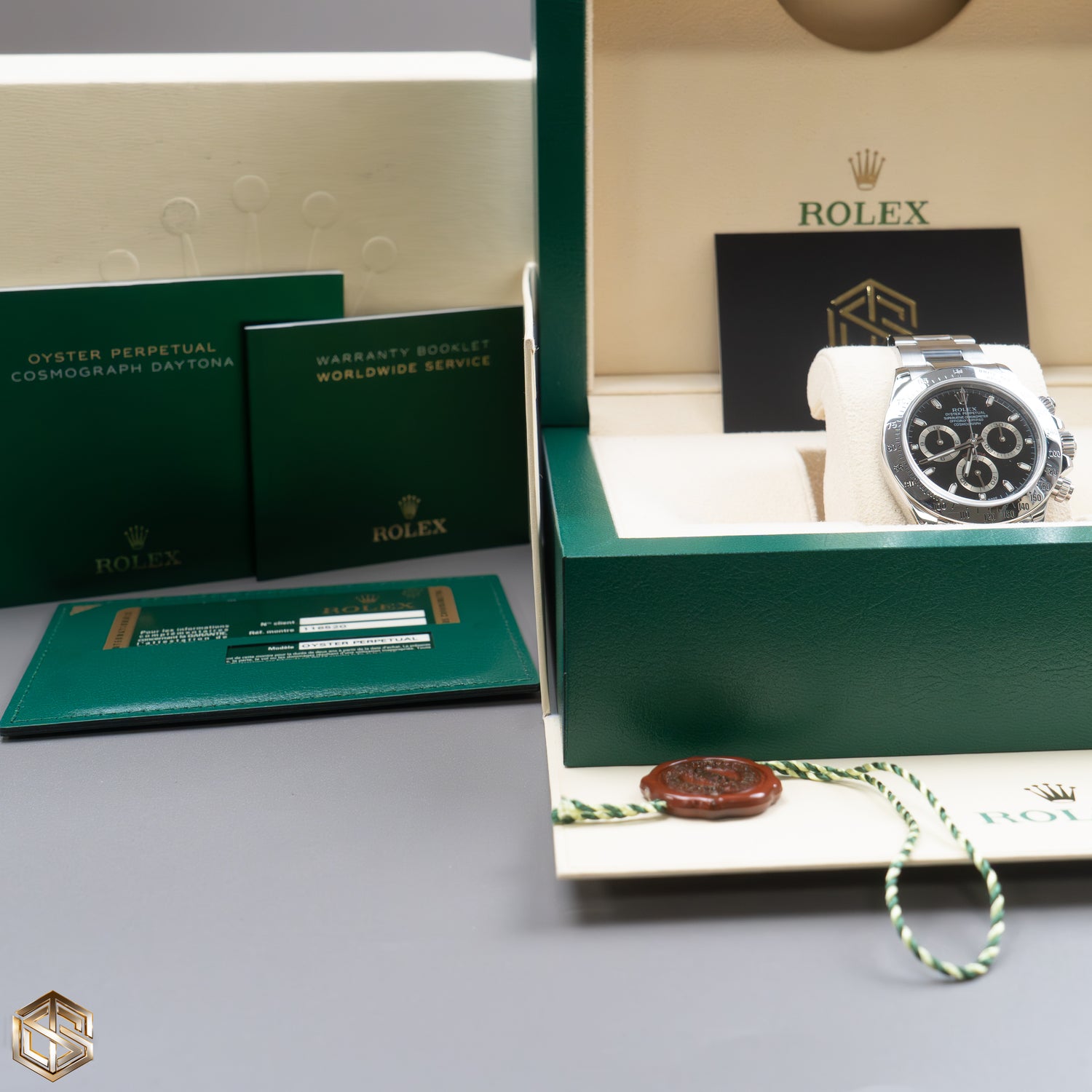 Rolex 116520 Cosmograph Daytona Black Dial 2012 Full Set Watch