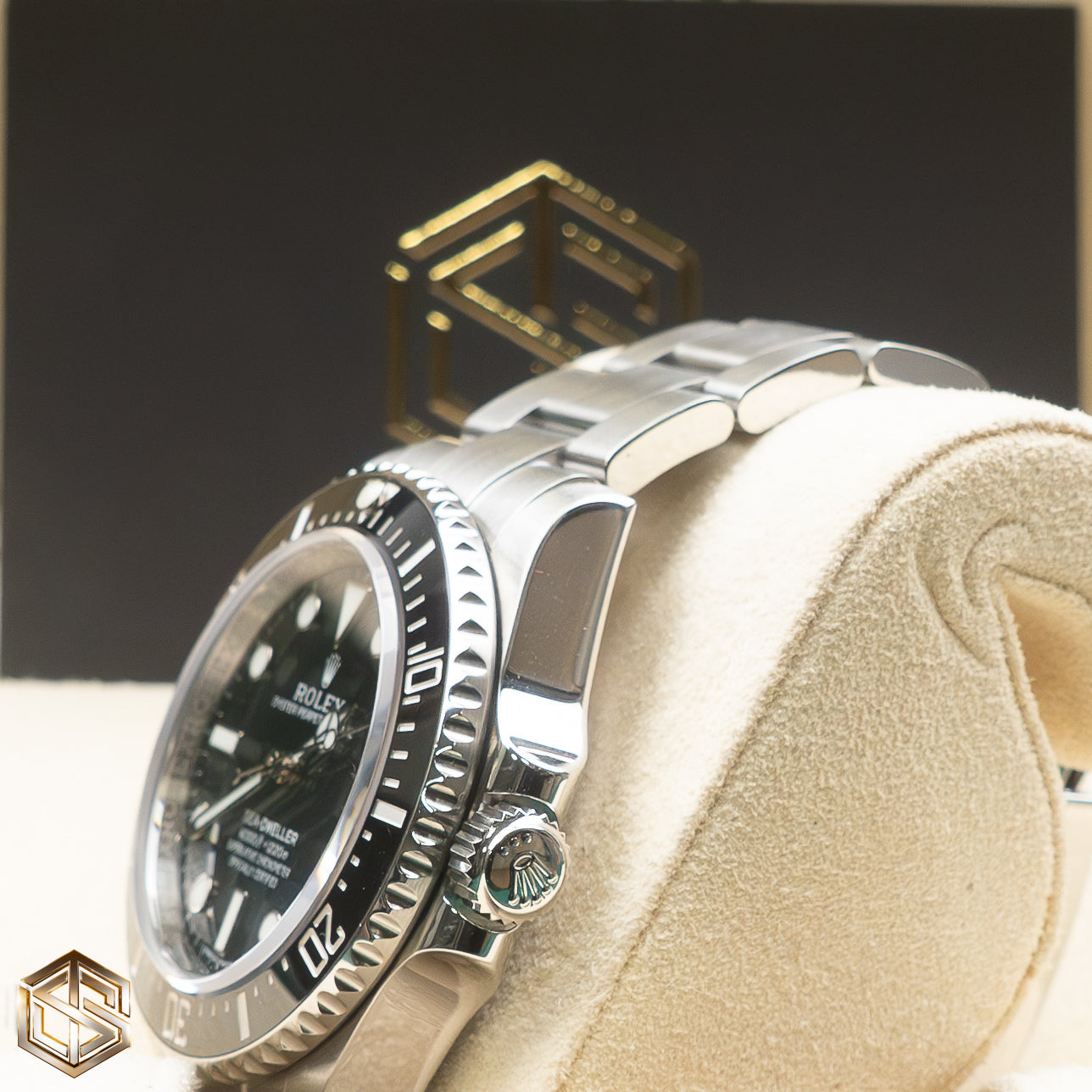 Rolex 116600 Sea-Dweller 4000 40mm Black Dial 2016 Full Set Watch