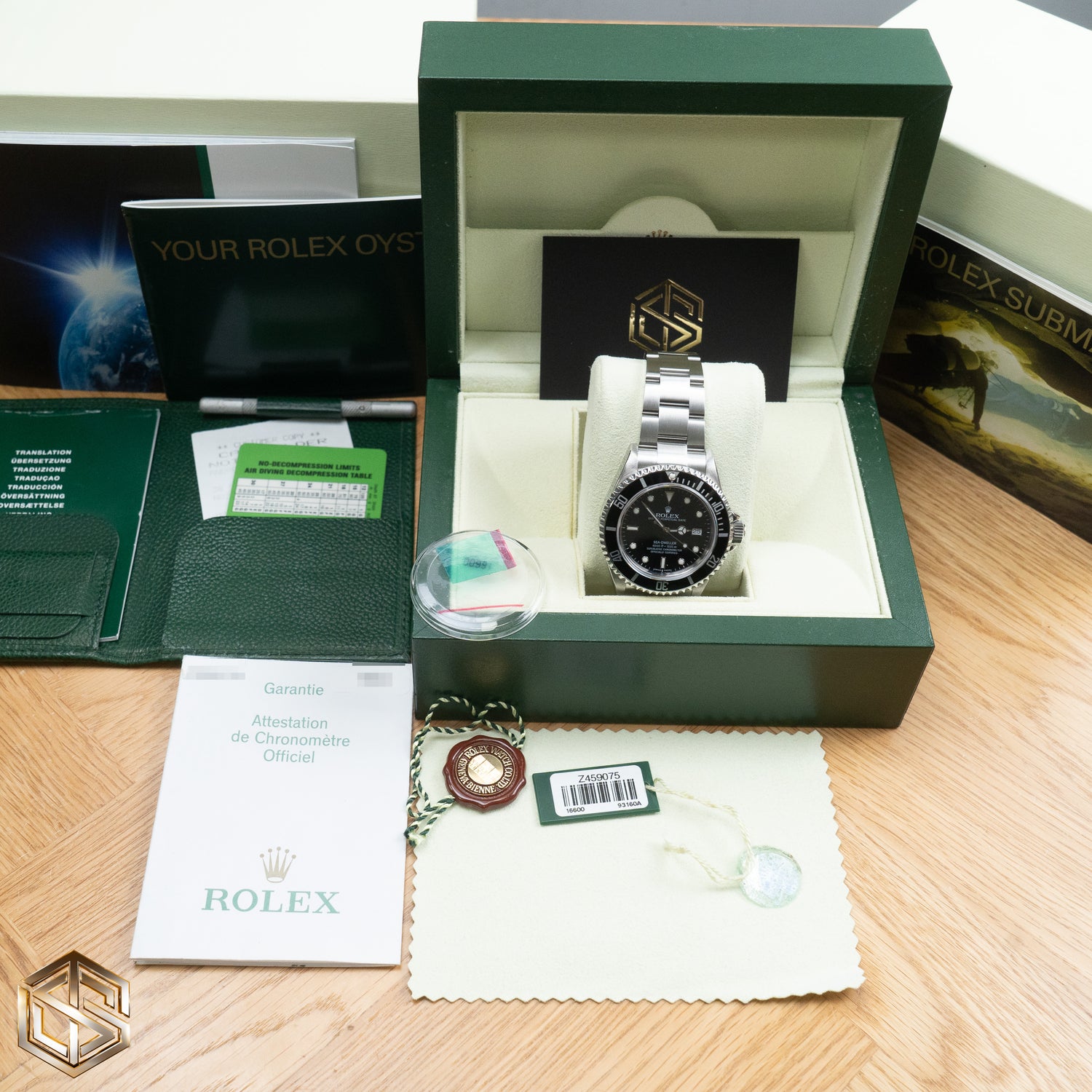 Rolex 16600 Sea-Dweller 4000 Black Dial 2007 Serviced by Rolex 2018 Full Set Watch