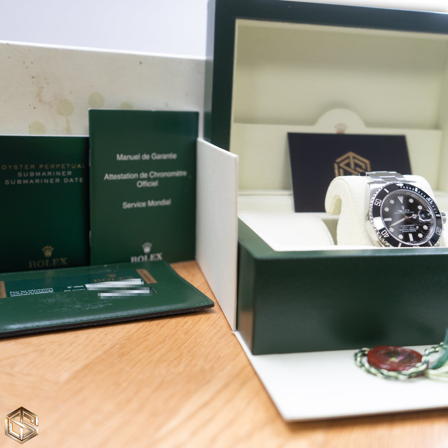 Rolex 116610LN Submariner Date Discontinued 40mm 2011 Full Set Watch