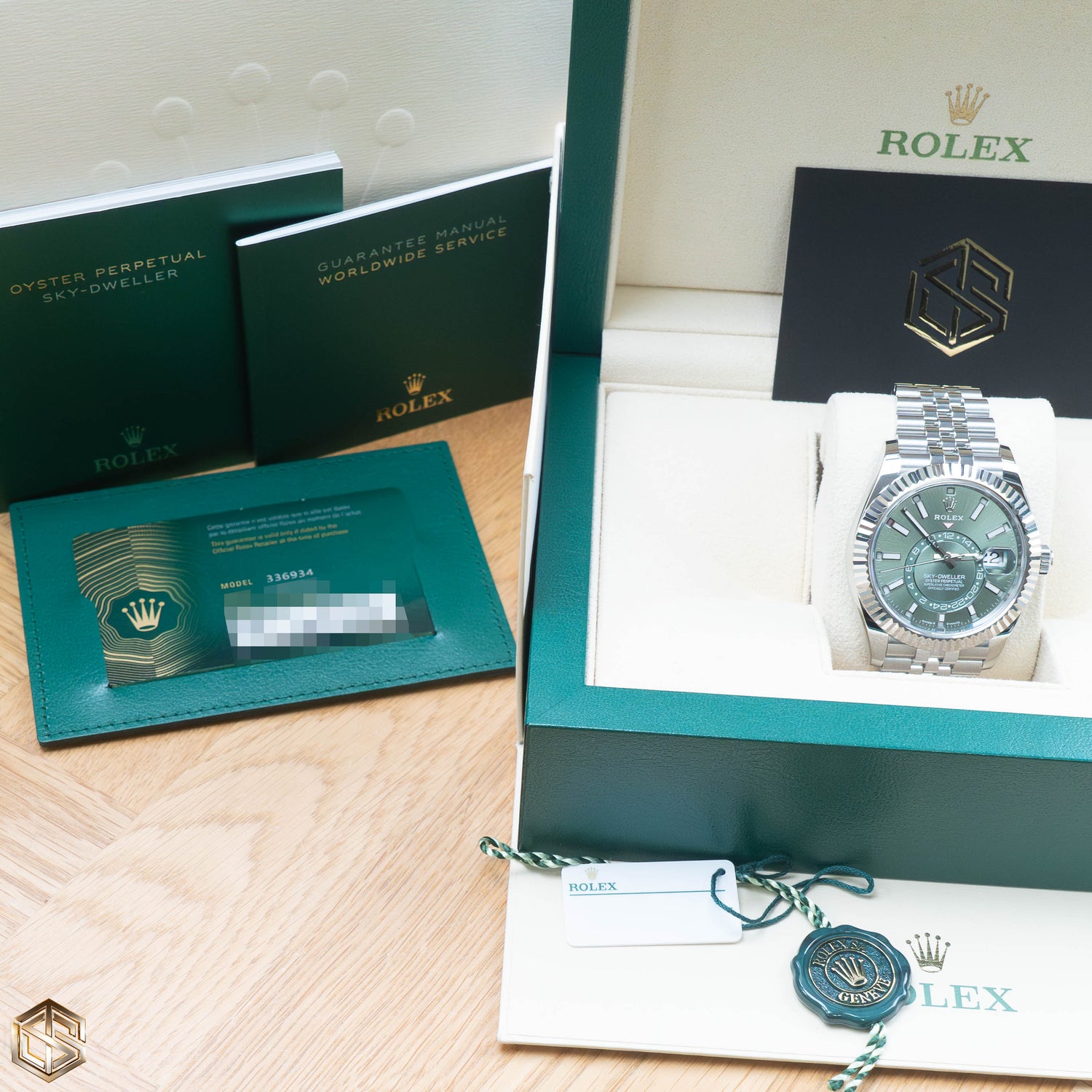 Rolex 336934 UNWORN Sky-Dweller Mint Green Dial Jubilee Bracelet 2024 Full Set Watch