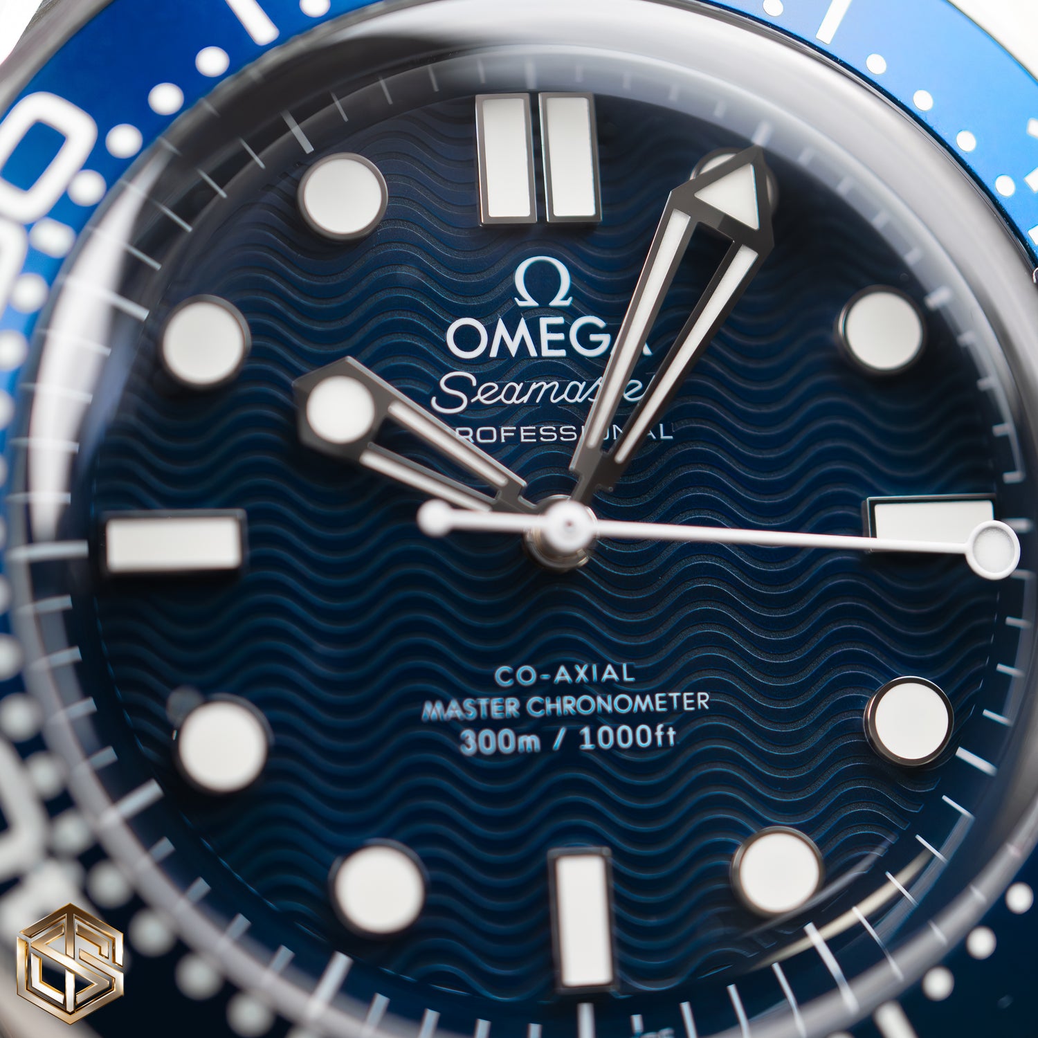 Omega 210.30.42.20.03.002 UNWORN Seamaster 300m James Bond 60th Anniversary 2023 Watch