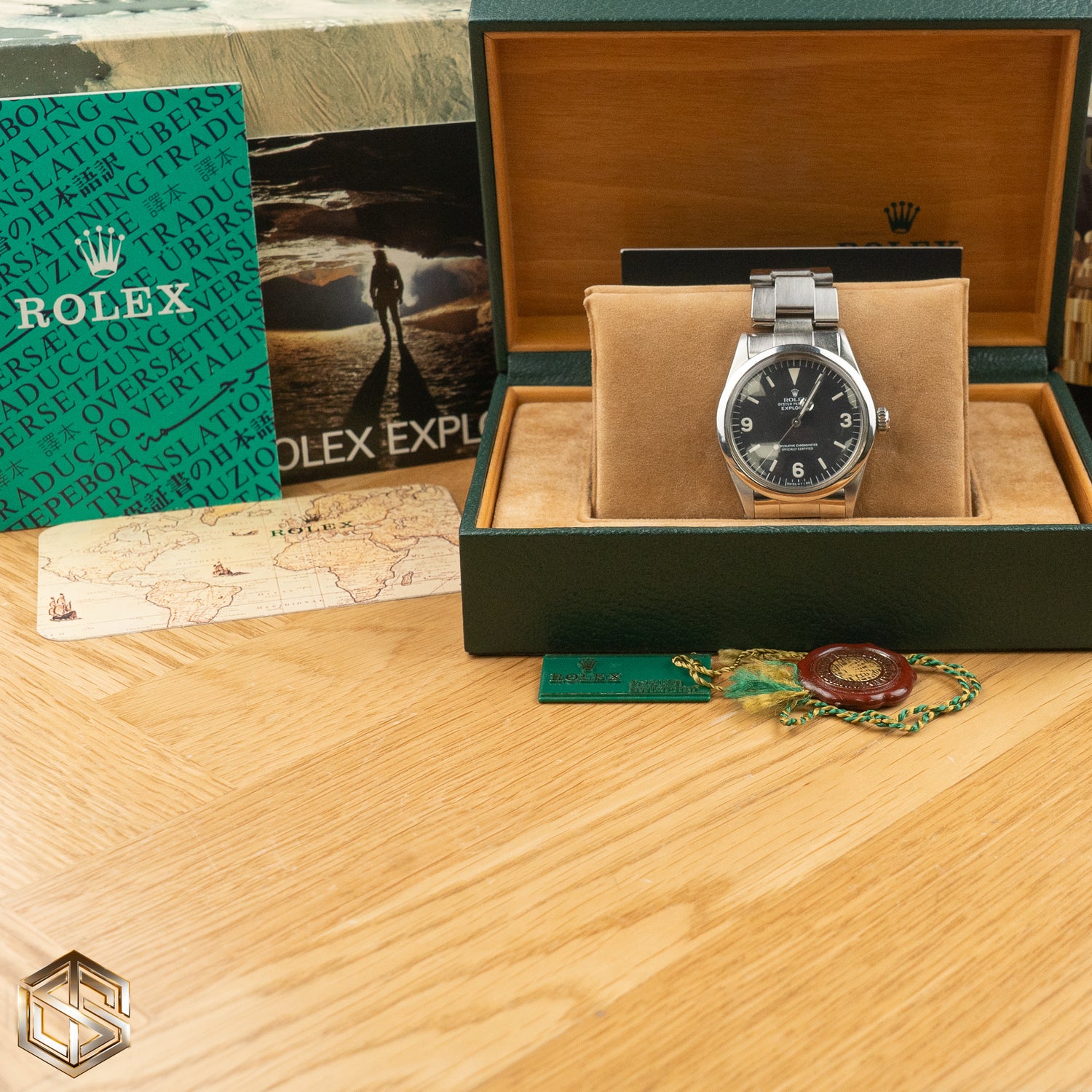 Rolex 1016 Explorer L Serial 1990 Original Box & Papers Watch
