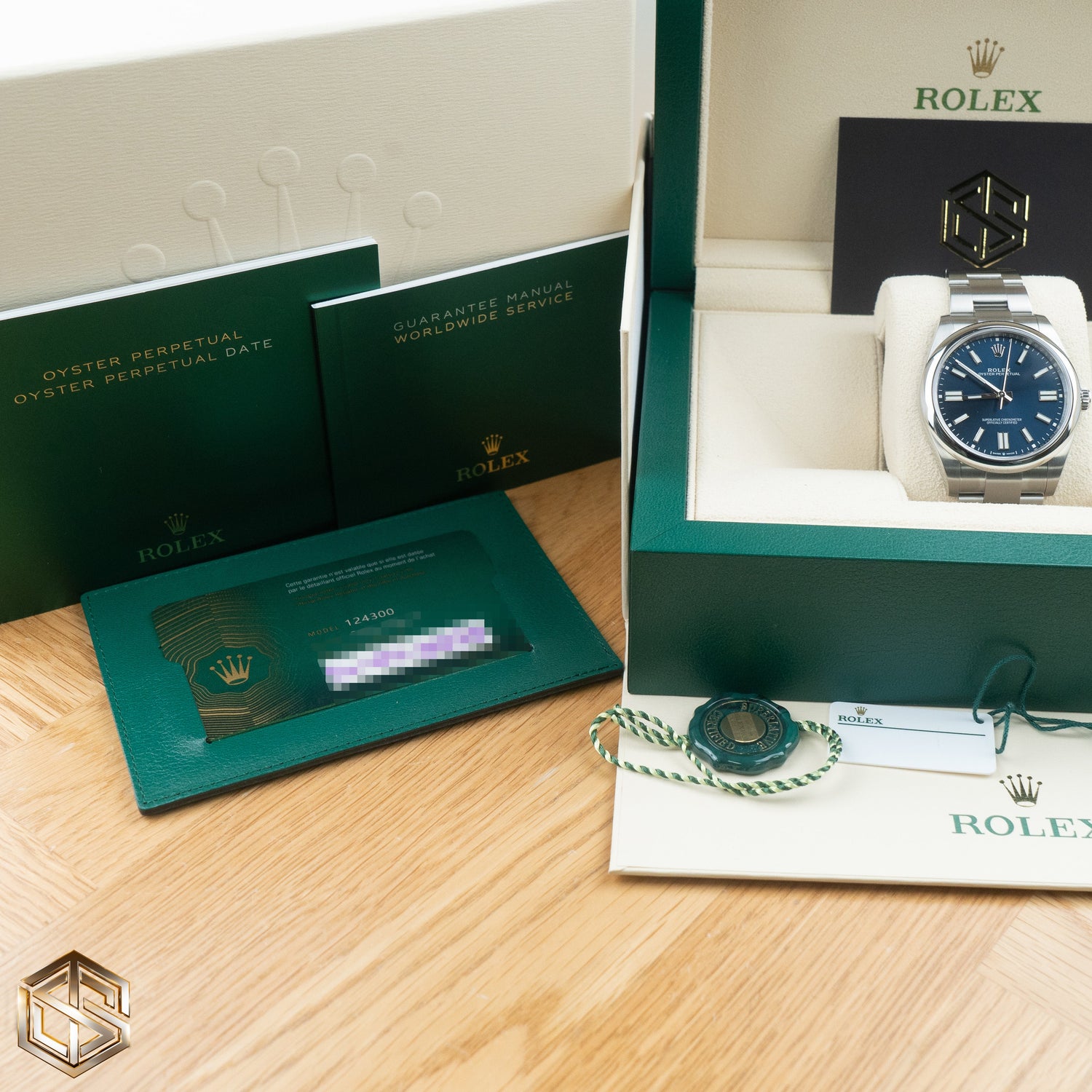 Rolex 124300 UNWORN Oyster Perpetual 41 Blue Dial 2021 Full Set Watch