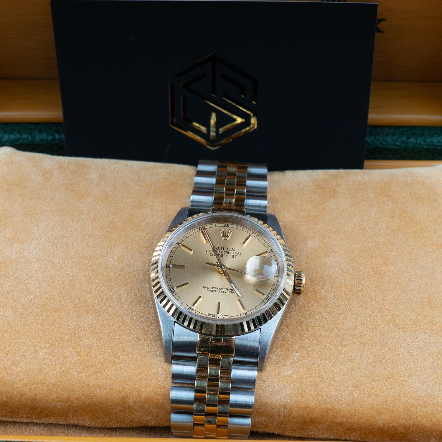 38523: Rolex Datejust 36, Ref. 16233, Circa 2000 – Paul Duggan Fine Watches