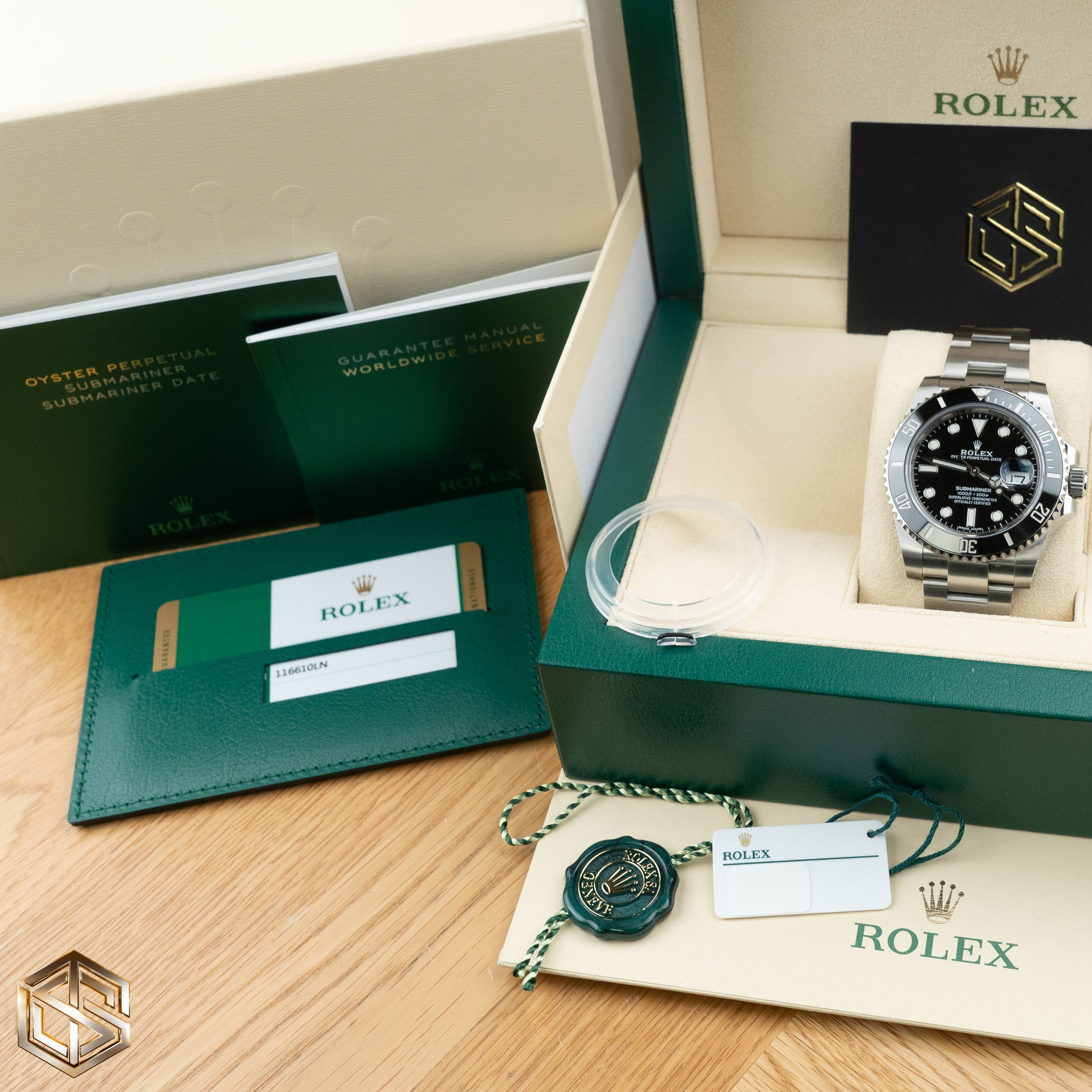 Rolex 116610LN UNWORN Submariner Date Discontinued 40mm 2019 Full Set Watch SwissTimepieces