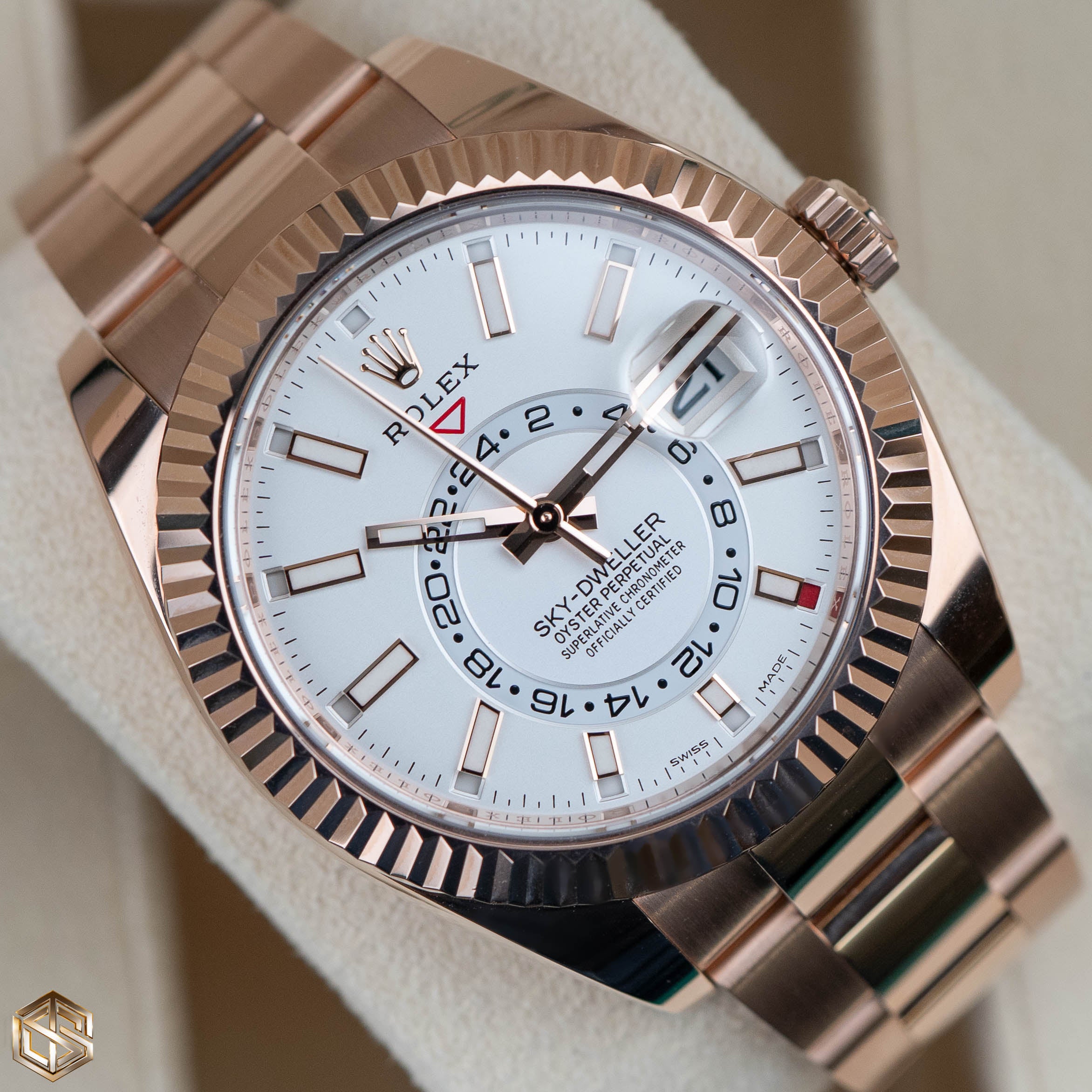 Rose gold sky dweller white online face