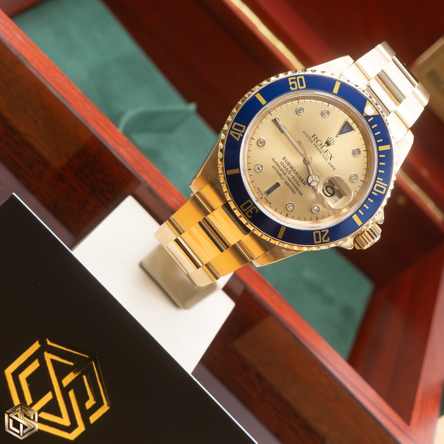 Rolex 16618 Serti Dial Submariner Date 18ct Yellow Gold 2005 Serviced by Rolex 2022 Watch