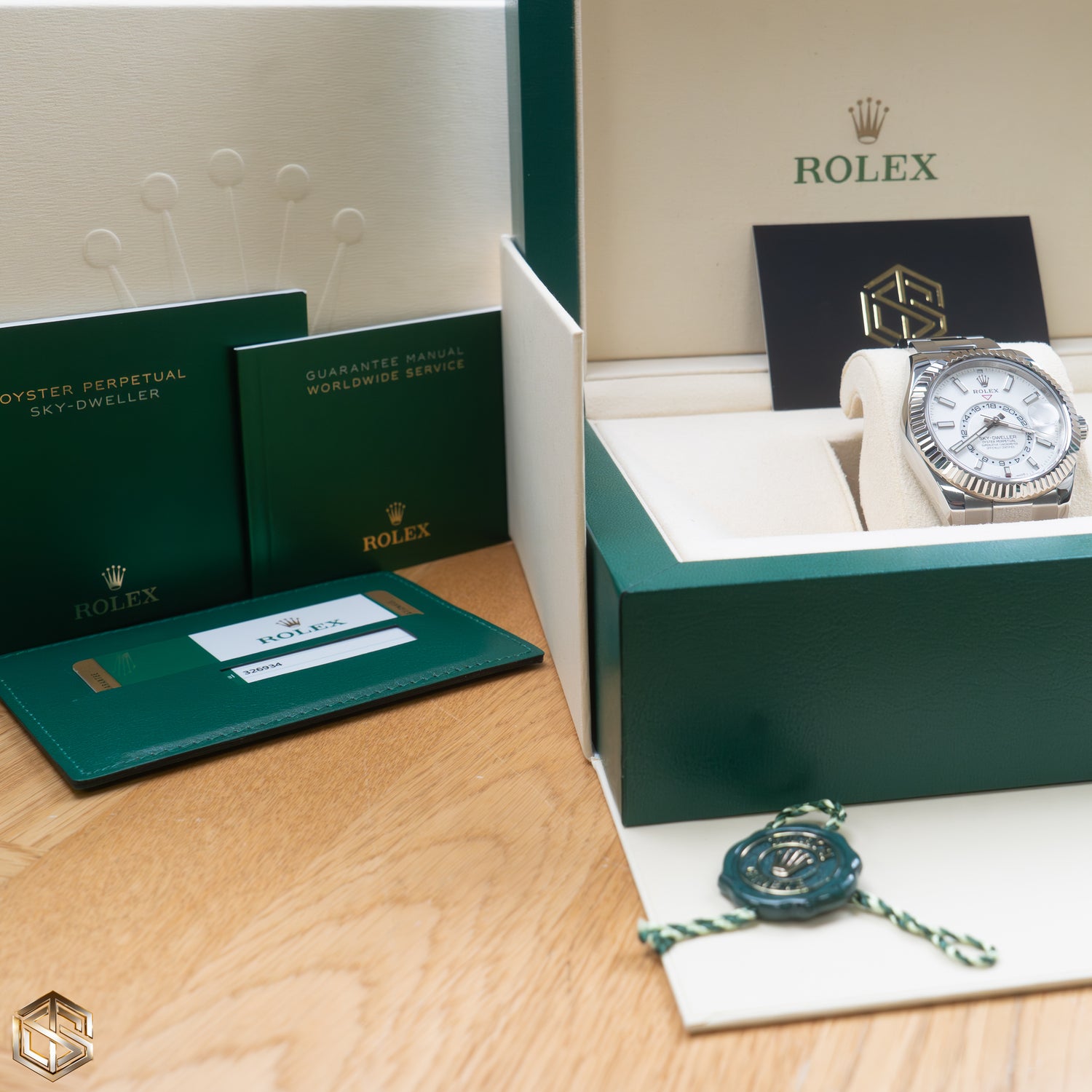 Rolex 326934 Sky-Dweller White Dial Oyster Bracelet 2019 Full Set Watch