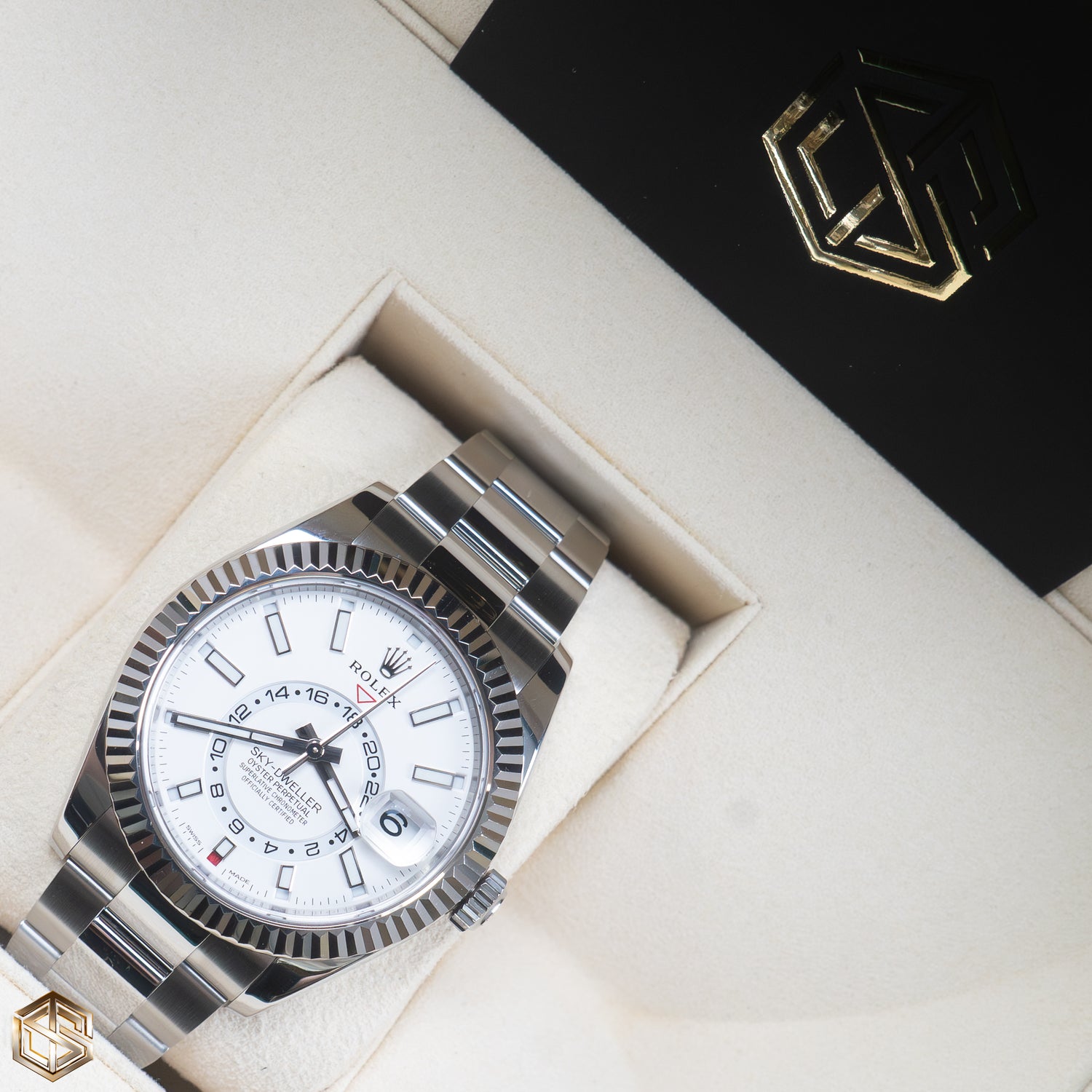 Rolex 326934 Sky-Dweller White Dial Oyster Bracelet 2019 Full Set Watch