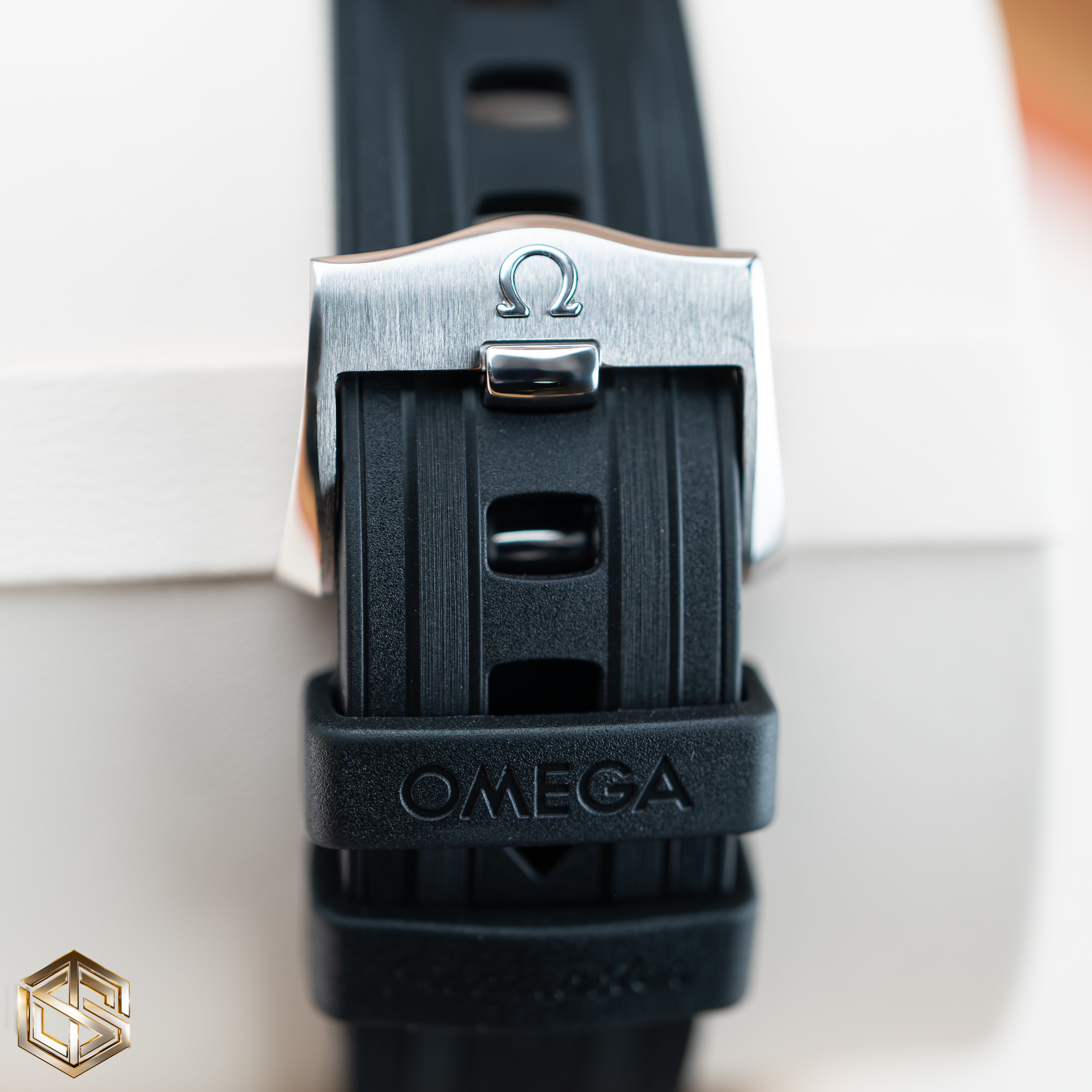 Genuine omega rubber strap hotsell