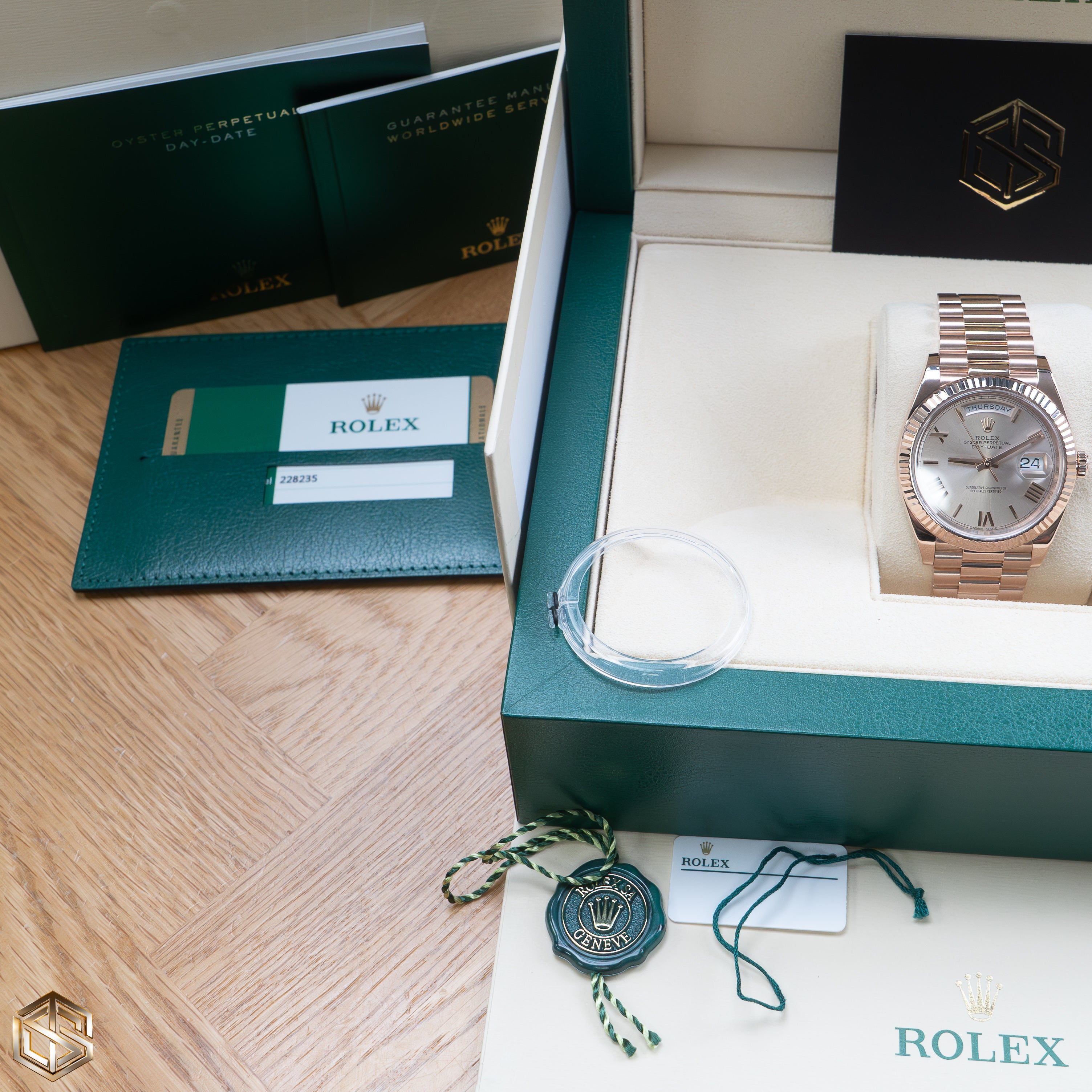Rolex 228235 Day Date 40 Everose Sundust Dial 2018 Full Set Watch