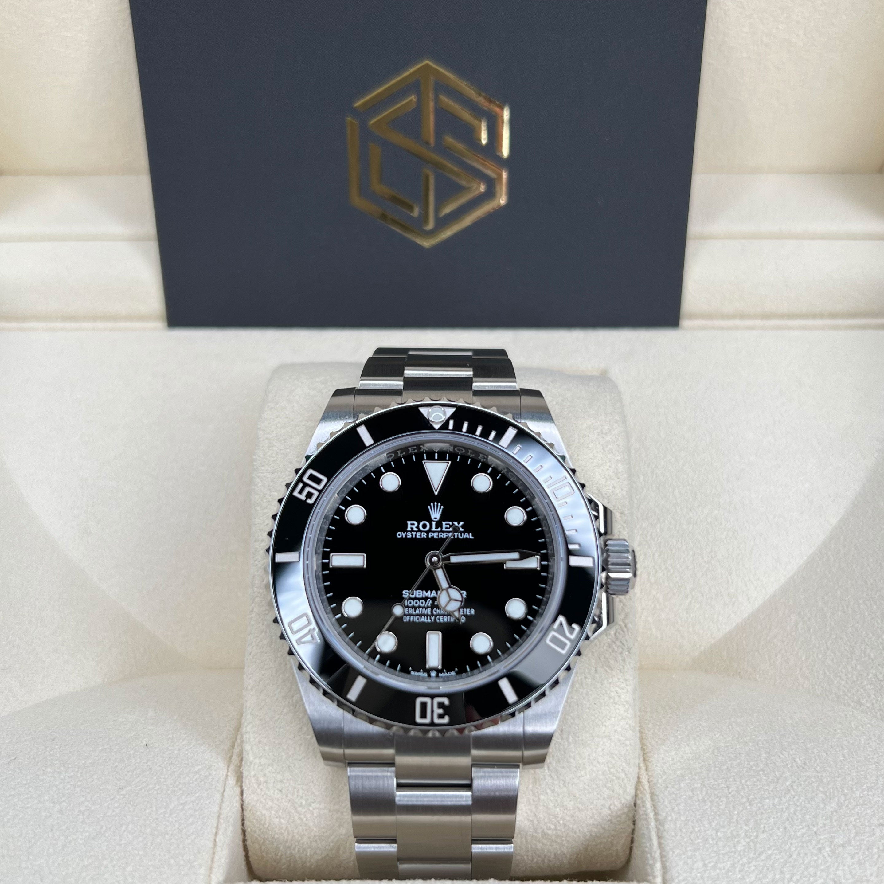 Rolex 124060 Submariner No Date 41mm 2023 Unworn Full Set Watch