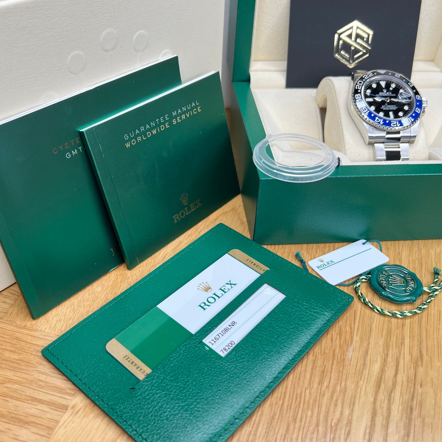 Rolex 116710BLNR GMT-Master II 'Batman' Oyster 2016 Full Set Watch - SwissTimepieces