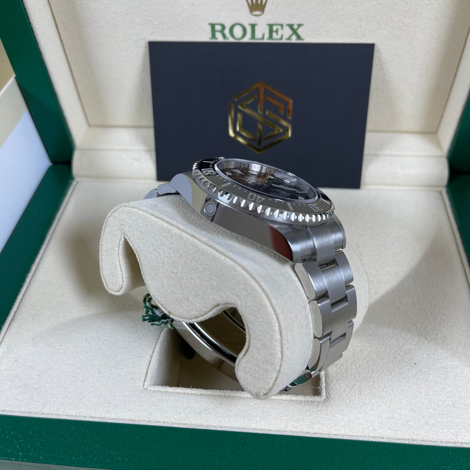 Rolex Sea-Dweller 126600 50th Anni Red Writing 2020 Full Set Watch