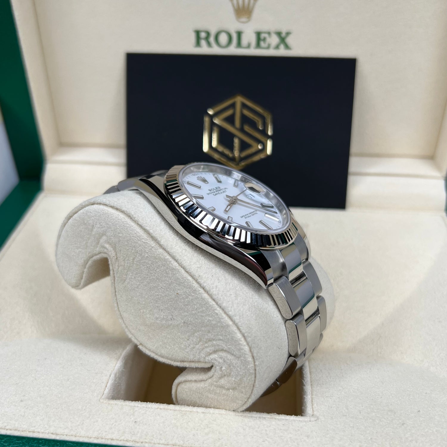 Rolex 126334 Datejust 41 White Baton Dial Oyster 2020 Full Set Watch - SwissTimepieces