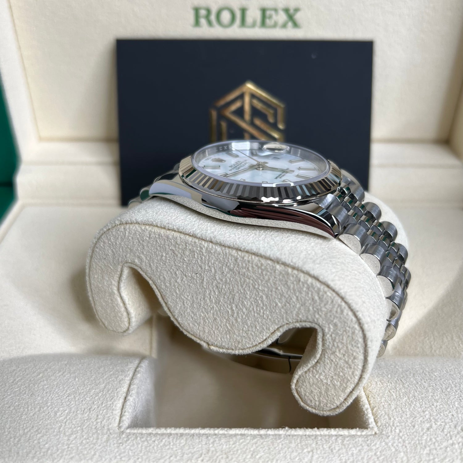 Rolex Datejust 41 126334 White Baton Dial Jubilee Bracelet 2022 Unworn Watch