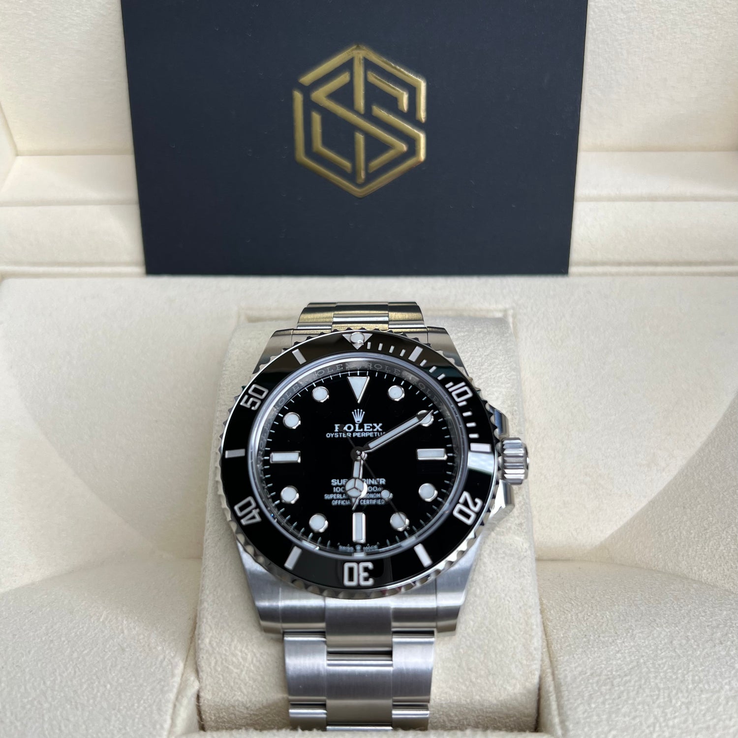 Rolex Submariner No Date 124060 Unworn 2021 Full Set Watch - SwissTimepieces