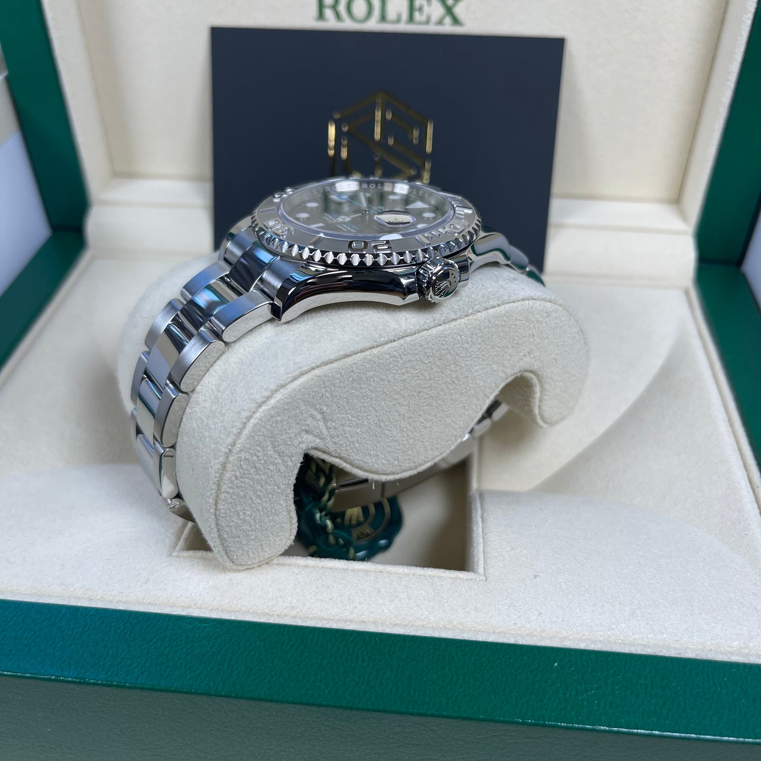 Rolex Yacht-Master 40 126622 Rhodium Dial 2021 Near Mint Condition Watch