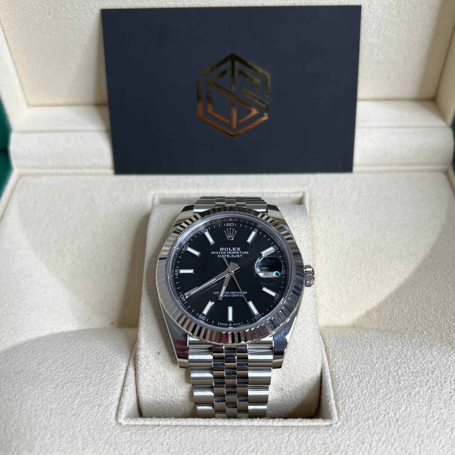 Datejust 41 black online dial jubilee