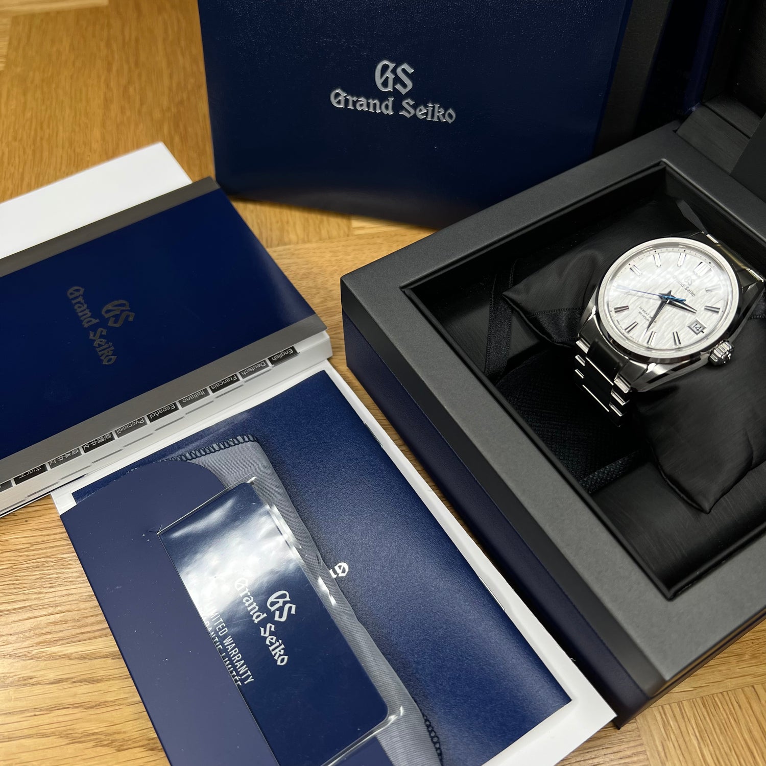 Grand Seiko Evolution 9 Collection SLGH005 'White Birchi' 2022 Watch