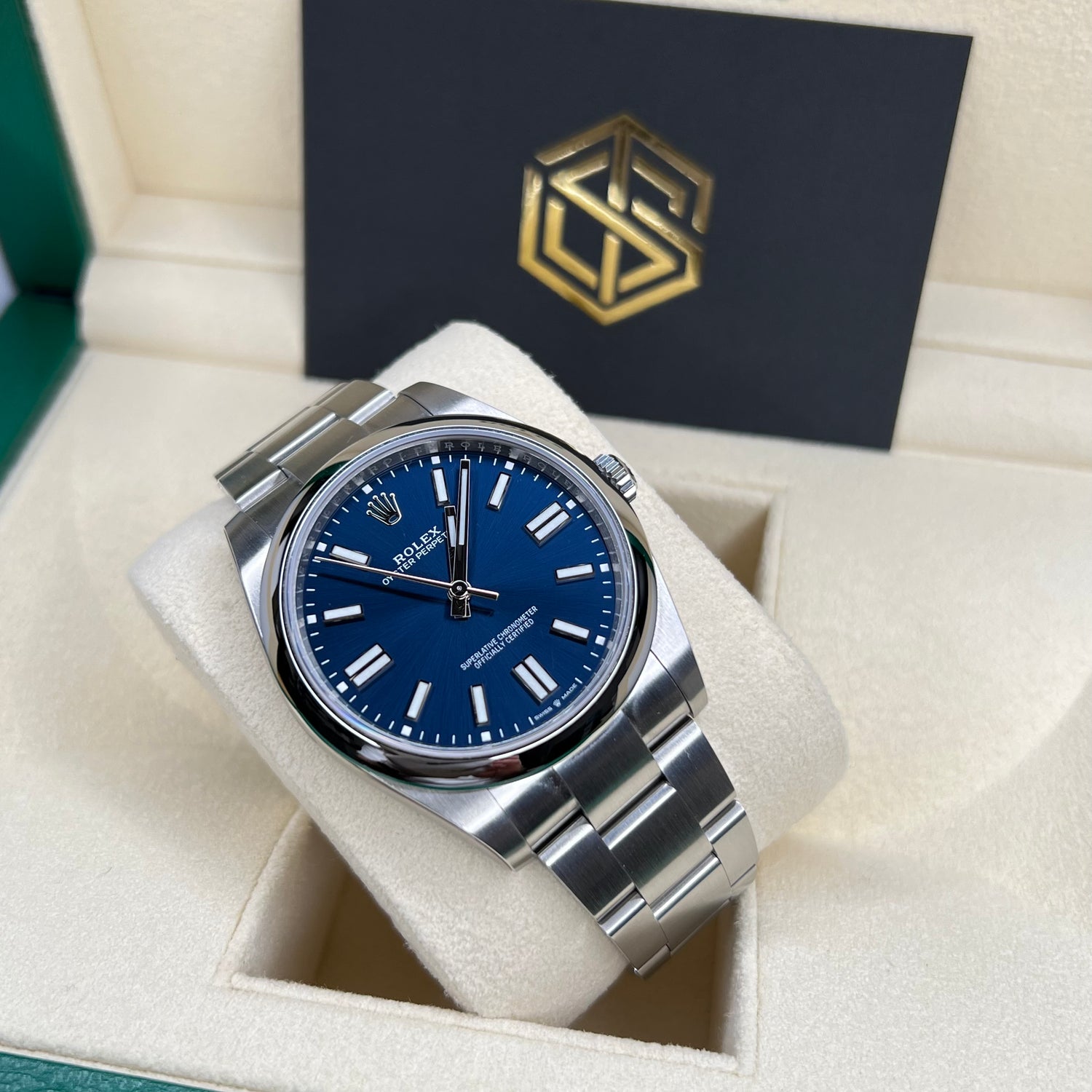 Rolex 124300 Oyster Perpetual 41 Blue Dial 2023 Full Set Watch - SwissTimepieces