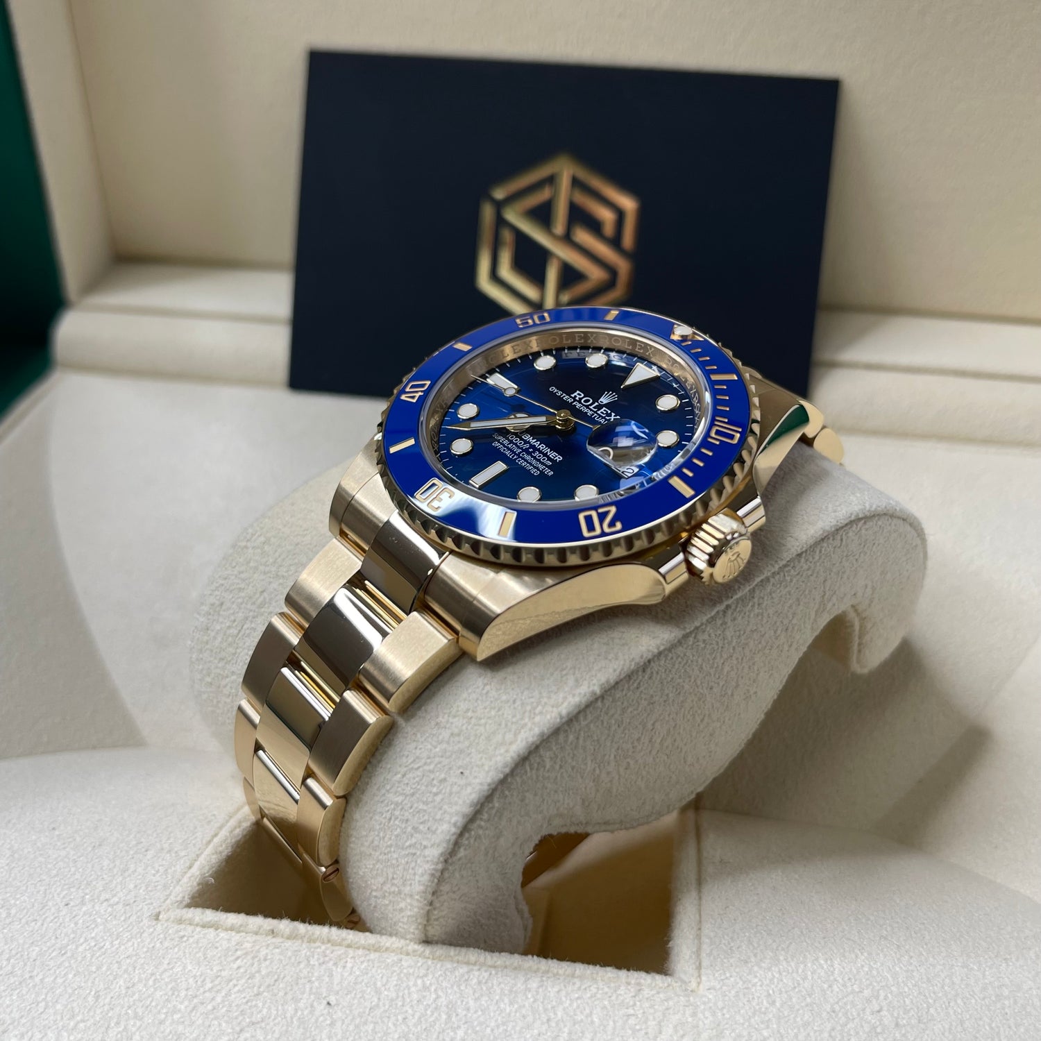 Rolex Oyster Perpetual Submariner Yellow Gold 126618LB