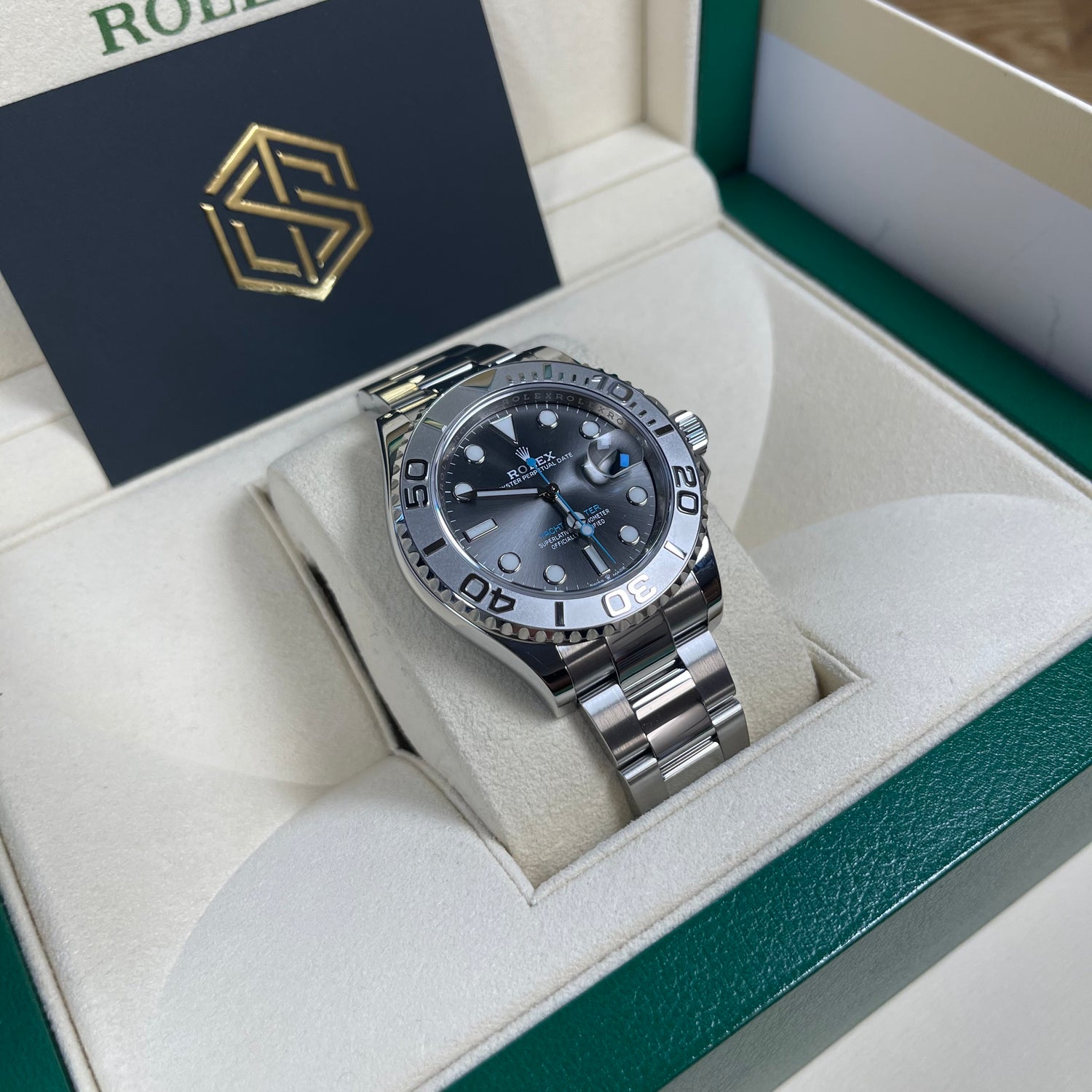 Rolex Yacht-Master 40 126622 Rhodium Dial 2021 Near Mint Condition Watch
