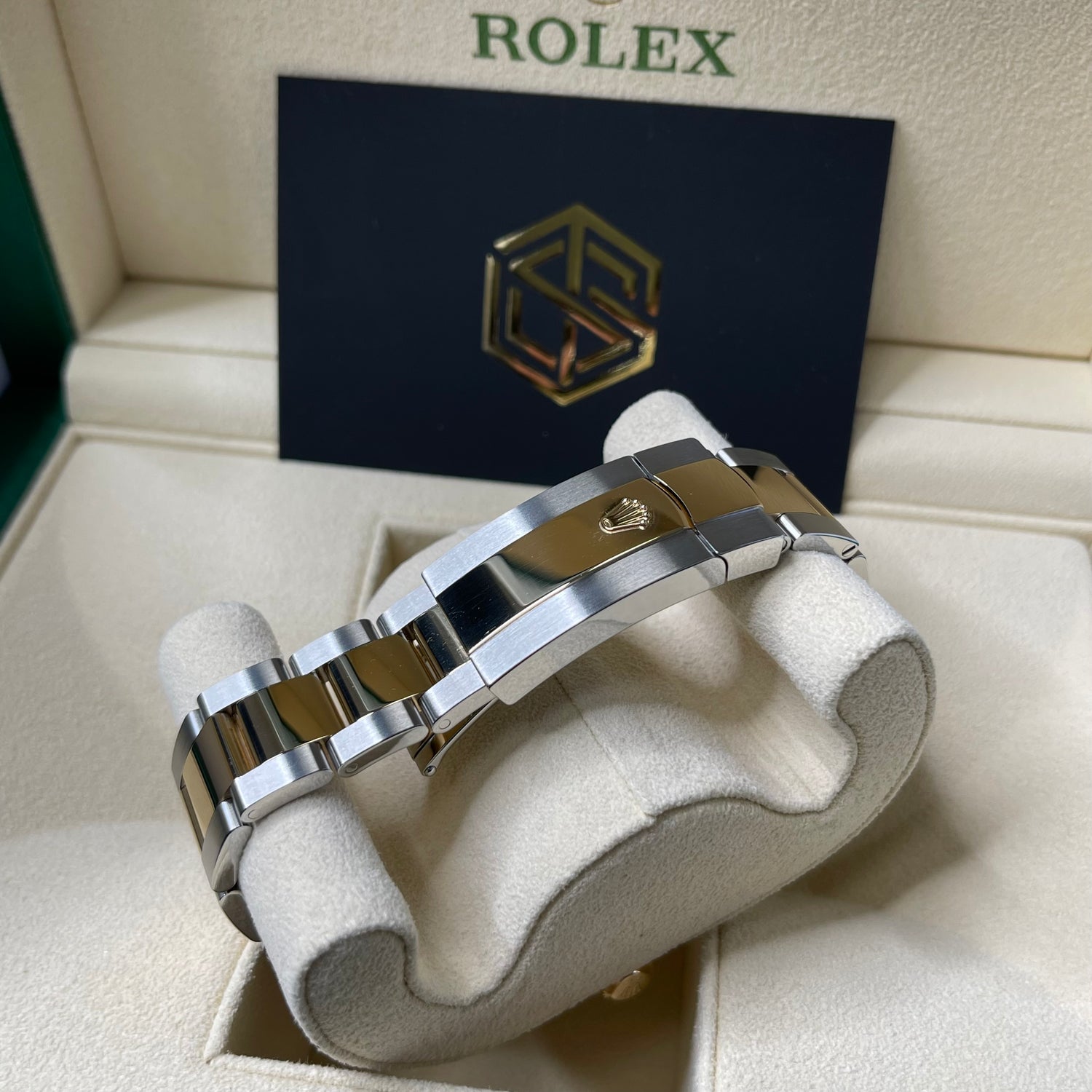 Rolex Sky-Dweller Oyster Bi-Metal Black Dial 326933 2020 Full Set Watch