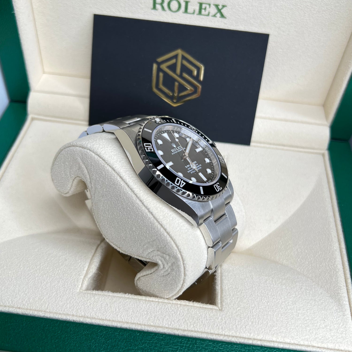 Rolex Submariner No Date 124060 Unworn 2021 Full Set Watch - SwissTimepieces