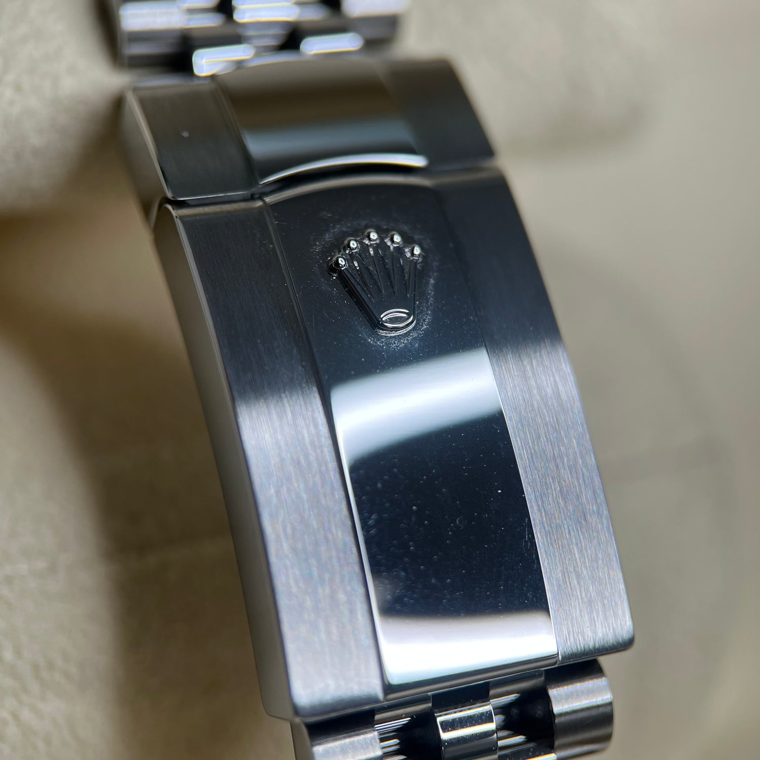 Rolex Datejust 41 126334 White Baton Dial Jubilee Bracelet 2022 Unworn Watch