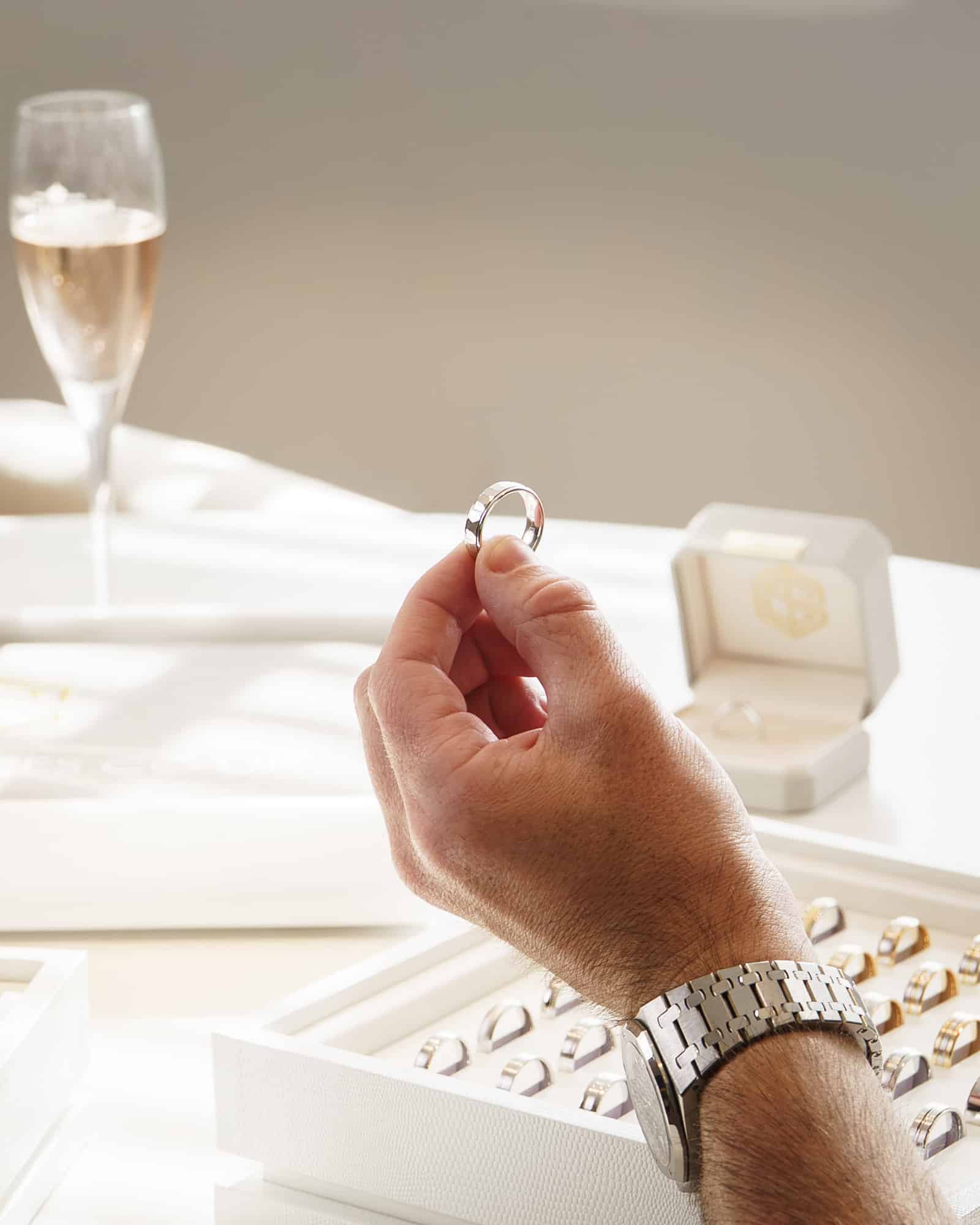 SwissTimepieces Womens Wedding Ring Image 09 1