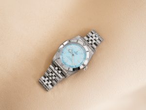 10 Luxury Watches for Valentine’s Day: A Curated Gift Guide for Every Style 10 SwissTimepieces-Valentines-gift-guide-image-10